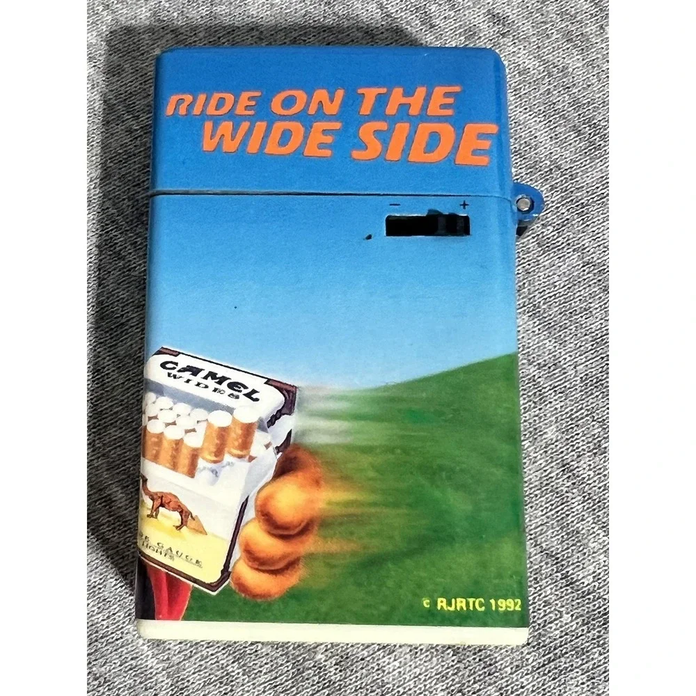 Vintage 1992 Camel Wides Pack Lite III Refillable Butane Lighter Korea RJRTC‎